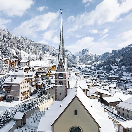 Charme Hotel Uridl Santa Cristina Val Gardena Exterior foto