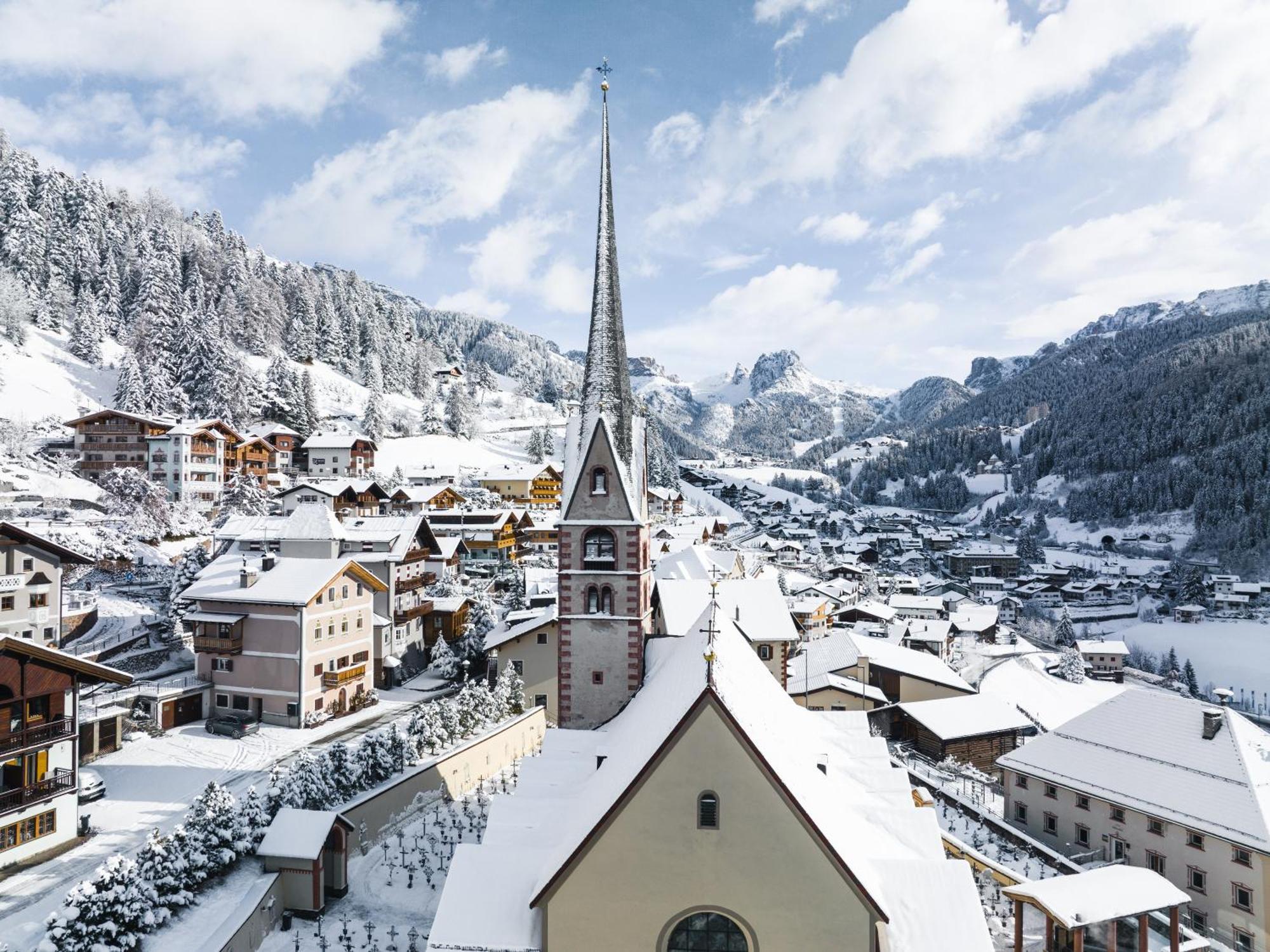 Charme Hotel Uridl Santa Cristina Val Gardena Exterior foto